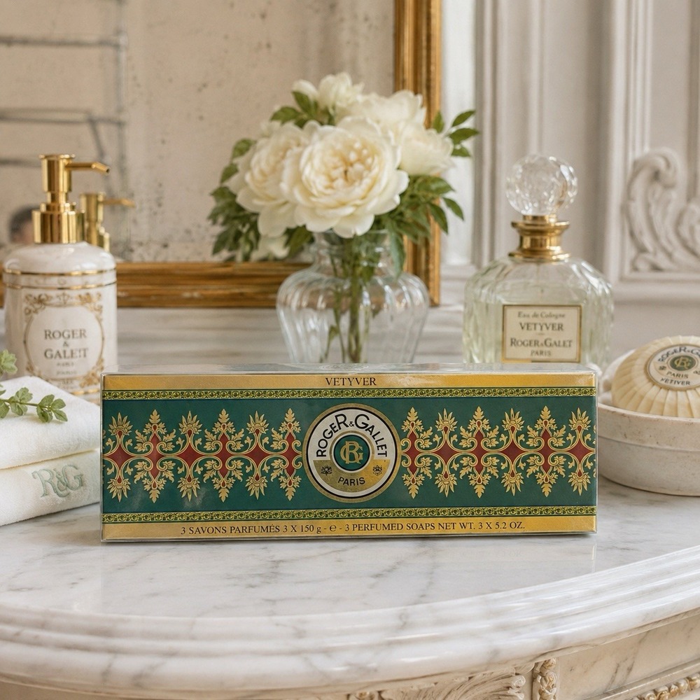 Rare Vintage Roger & Gallet Paris Vetyver Bourbon 3 Bars, Quiet Luxury, French